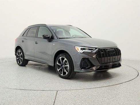 Used 2025 Audi Q3 2.0T Premium Plus w/ Premium Plus Package AWD/4WD image 3