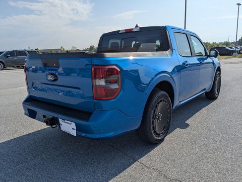 New 2025 Ford Maverick Lobo image 4