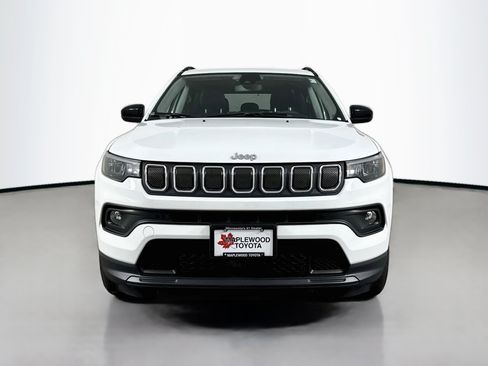 Used 2022 Jeep Compass Latitude AWD/4WD image 2