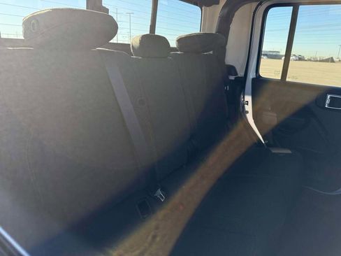 New 2026 Jeep Gladiator Sport image 26