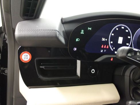 Certified 2025 Porsche Taycan image 24