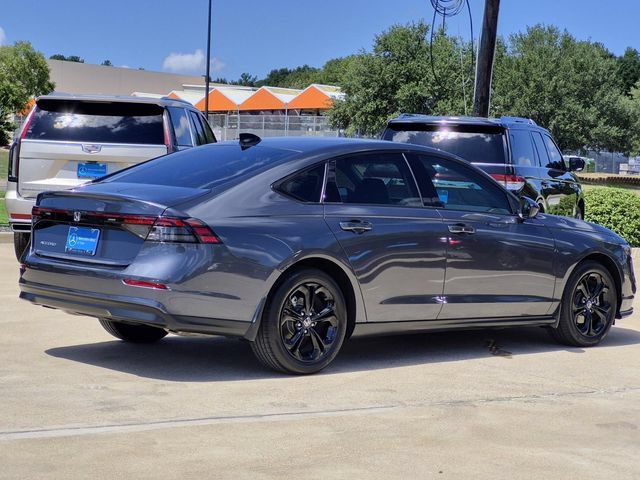 Used 2025 Honda Accord SE image 6