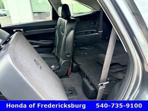 Used 2025 Kia Sorento EX w/ Panoramic Sunroof Package FWD image 26