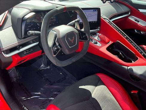Used 2021 Chevrolet Corvette Stingray Premium Cpe w/ Z51 Performance Package RWD image 14