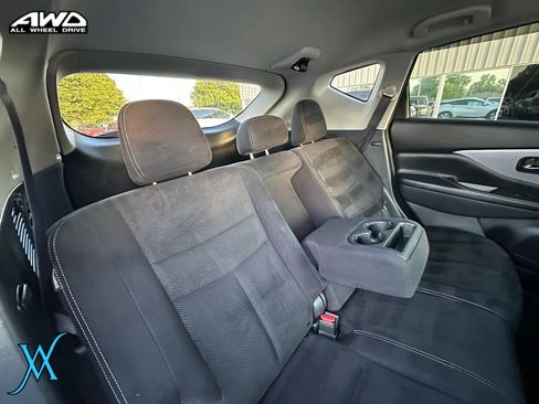 Used 2022 Nissan Murano S AWD/4WD image 25