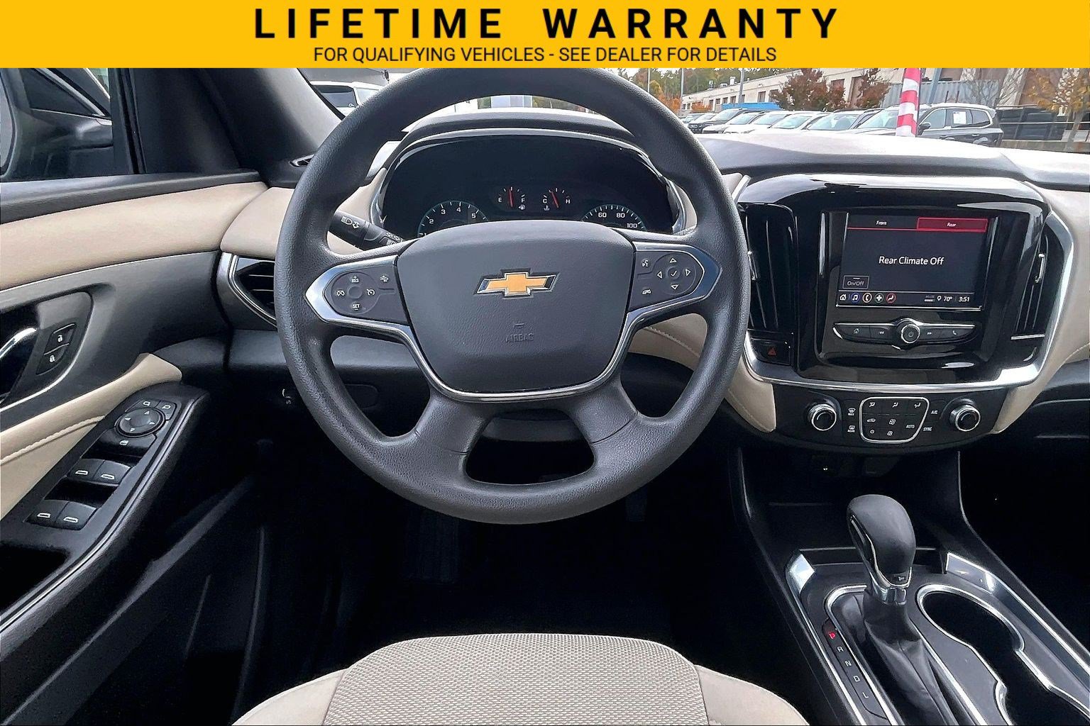 Certified 2022 Chevrolet Traverse LS FWD image 5