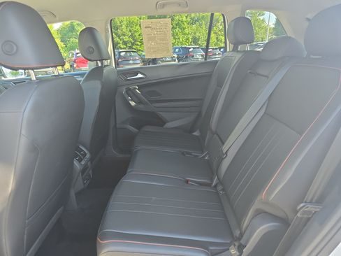 Used 2024 Volkswagen Tiguan Wolfsburg Edition FWD image 13
