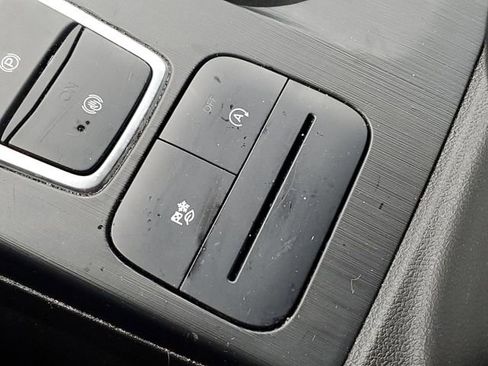 Used 2025 Ford Escape Active image 20