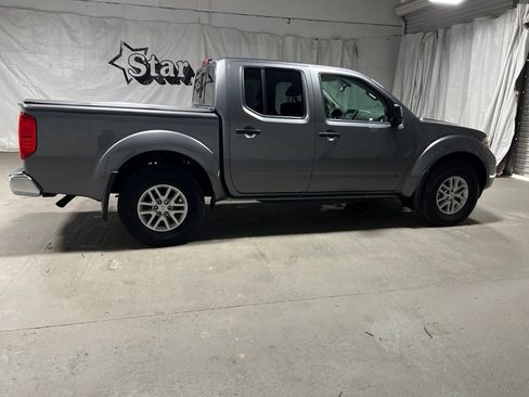Used 2021 Nissan Frontier SV AWD/4WD image 8