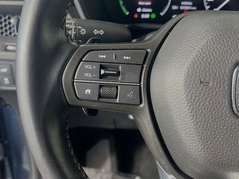 Used 2025 Honda CR-V Sport-L image 17