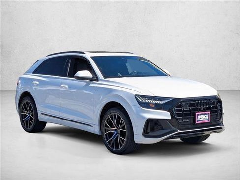 Used 2022 Audi Q8 Premium Plus image 3