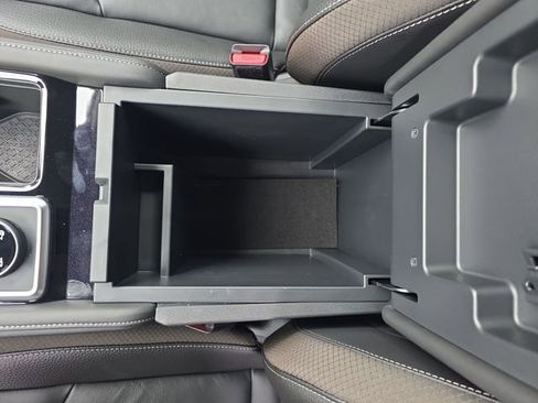 New 2025 Nissan Pathfinder SL image 26