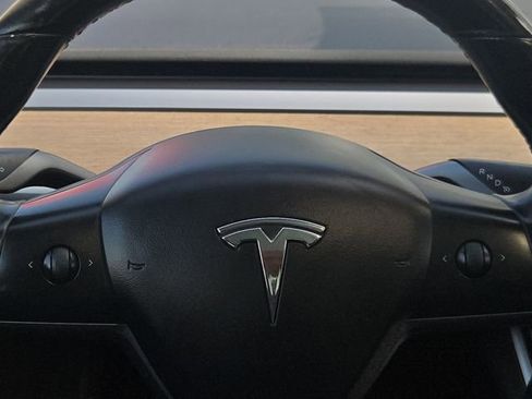 Used 2018 Tesla Model 3 Long Range RWD image 24