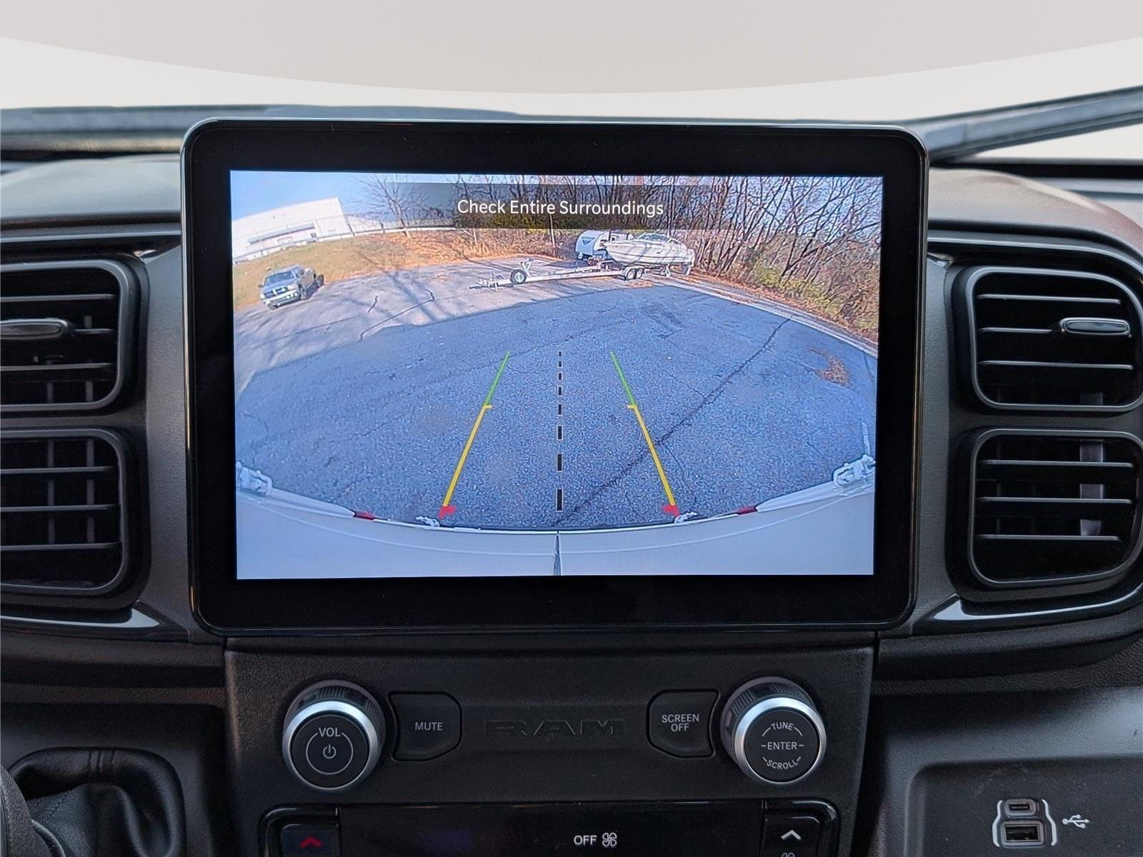 New 2026 RAM ProMaster 2500 w/ Premium Convenience Group FWD image 23