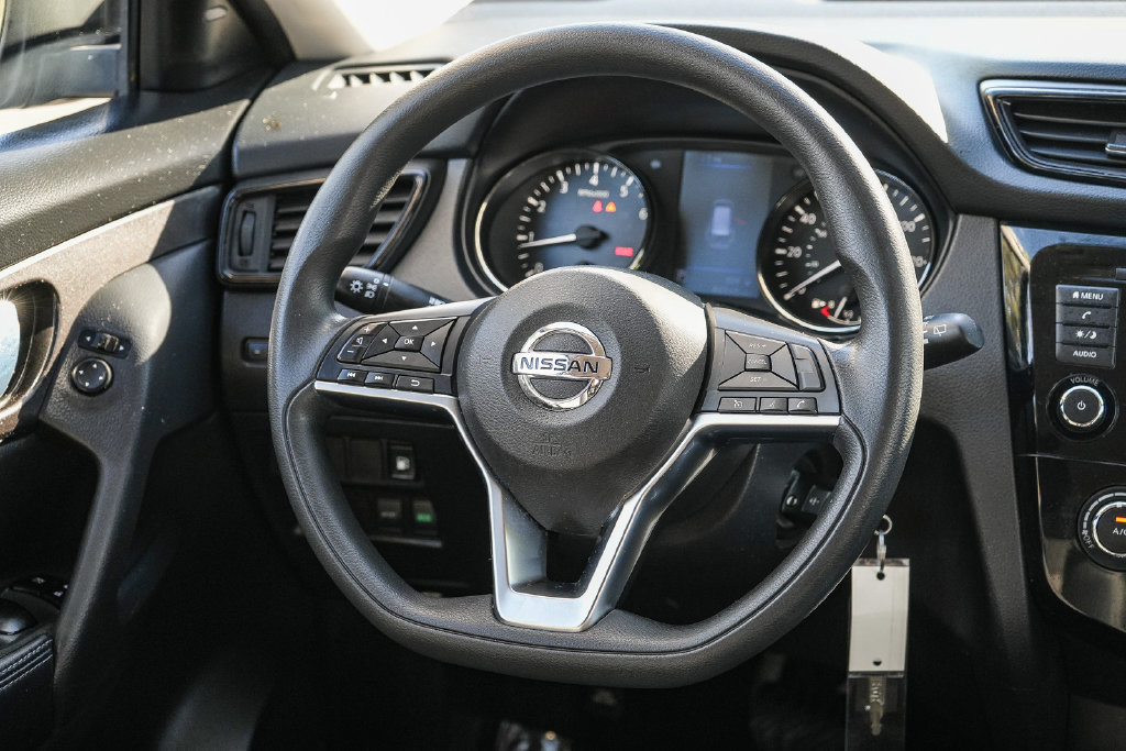 Used 2018 Nissan Rogue S FWD image 14