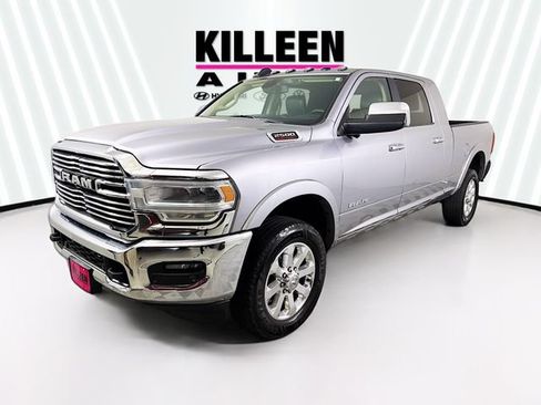 Used 2019 RAM 2500 Laramie AWD/4WD image 3