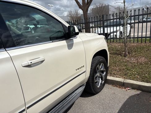 Used 2015 Chevrolet Tahoe LT image 12