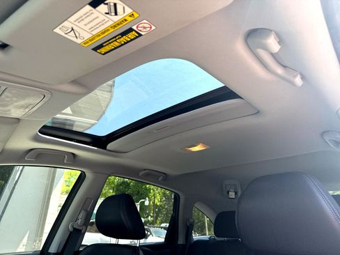 Used 2011 Honda CR-V EX-L image 10