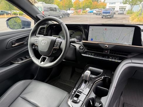 Certified 2026 Toyota Crown Platinum AWD/4WD image 21