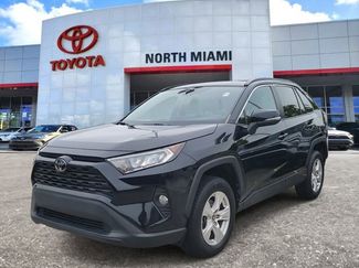 Used 2021 Toyota RAV4 XLE video 2