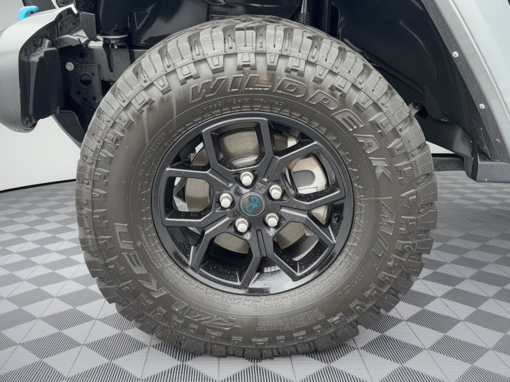 Used 2024 Jeep Wrangler Unlimited AWD/4WD image 13