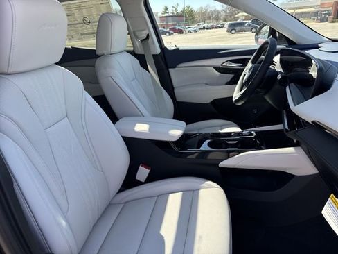 New 2026 Buick Envision Avenir image 26