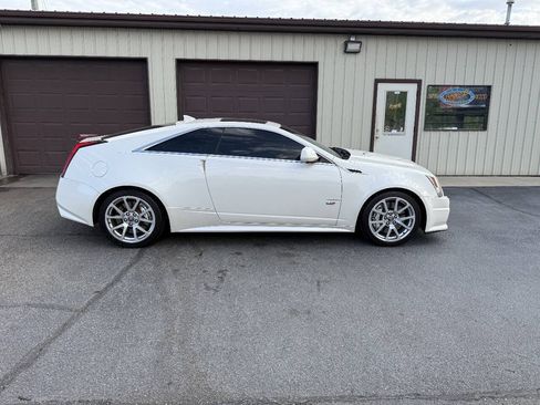 Used 2012 Cadillac CTS V RWD image 6