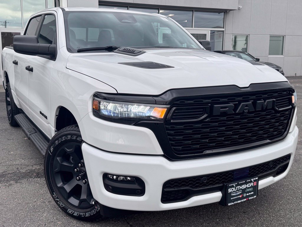 Used 2026 RAM 1500 Express AWD/4WD image 1