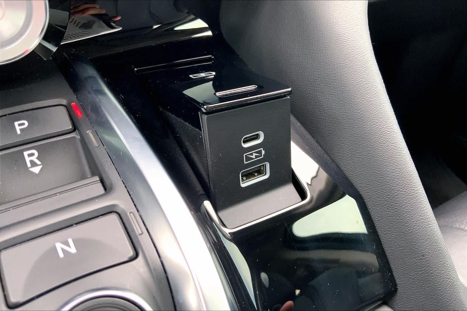Used 2025 Acura MDX w/ Technology Package FWD image 34