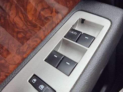 Used 2011 Ford Flex Limited w/ Class III Trailer Tow Pkg image 21