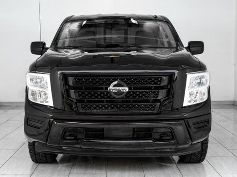 Used 2021 Nissan Titan SV w/ SV Convenience Package AWD/4WD image 3