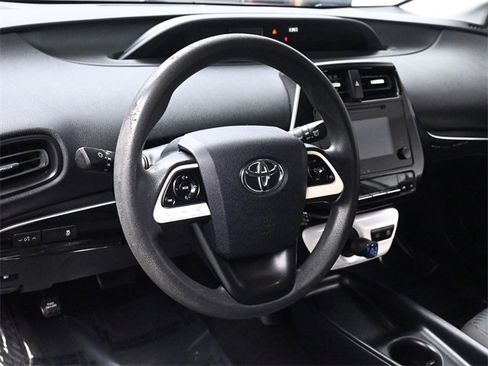 Used 2016 Toyota Prius Two image 22