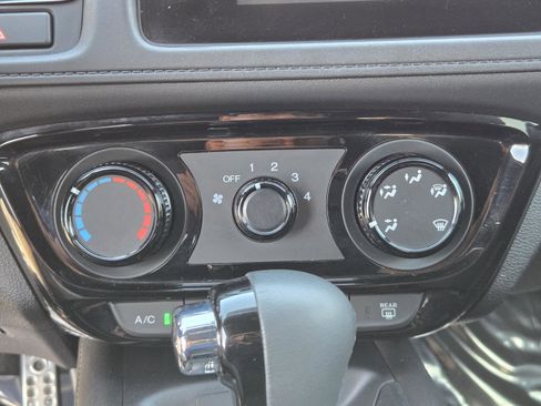 Used 2022 Honda HR-V Sport image 10