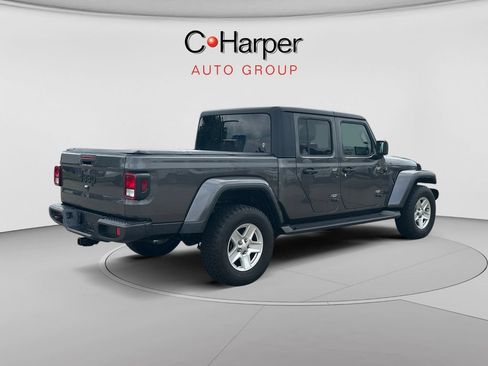 Used 2022 Jeep Gladiator Sport AWD/4WD image 3