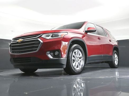 Used 2021 Chevrolet Traverse LT FWD image 37