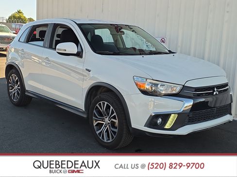 Used 2019 Mitsubishi Outlander Sport SE image 1