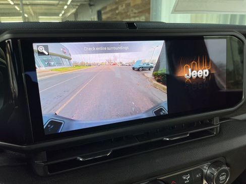 New 2026 Jeep Gladiator Willys image 4