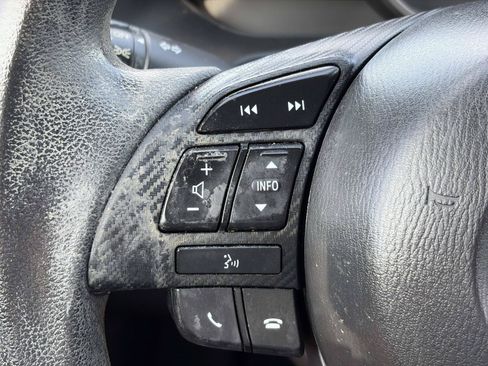 Used 2015 MAZDA MAZDA3 i Sport FWD image 22