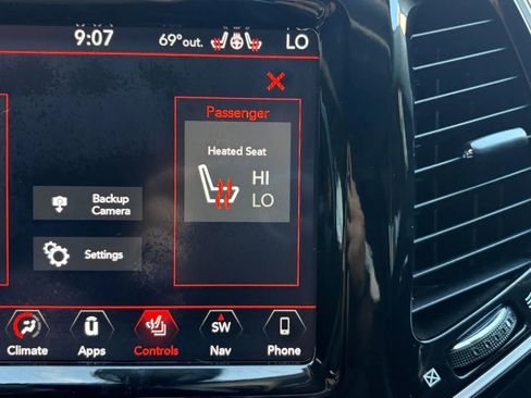 Used 2019 Jeep Cherokee Limited AWD/4WD image 25