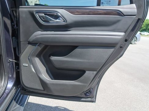 Used 2022 Chevrolet Tahoe LT AWD/4WD image 18