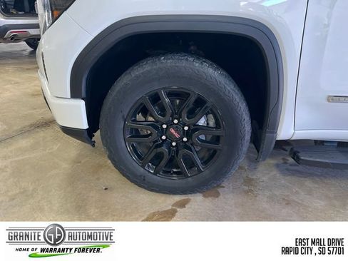 Used 2024 GMC Sierra 1500 Elevation w/ X31 Off-Road Package AWD/4WD image 29
