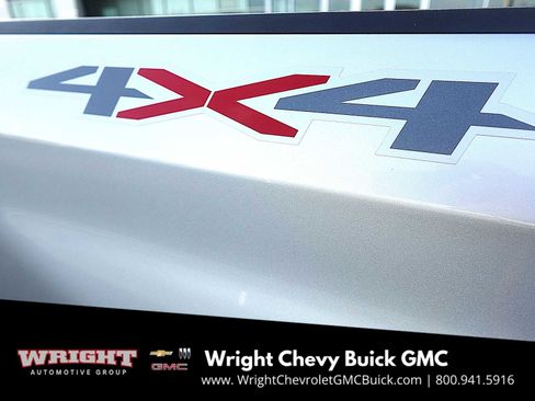 Used 2022 Chevrolet Silverado 1500 LT image 12