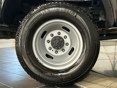 Used 2025 Ford F350 XL w/ XL Driver Assist Package AWD/4WD image 19
