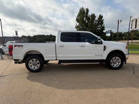 Used 2021 Ford F250 XLT w/ XLT Premium Package AWD/4WD image 6