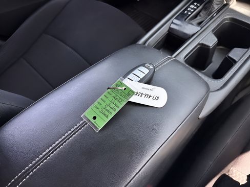 Used 2022 Nissan Sentra S FWD image 22