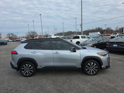 Certified 2024 Toyota Corolla Cross SE w/ Moonroof Package image 4