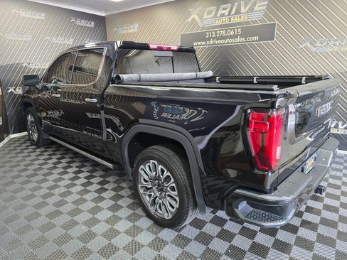 Used 2023 GMC Sierra 1500 Denali Ultimate AWD/4WD image 10