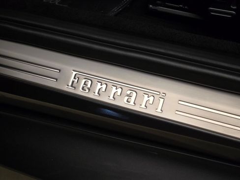 Used 2022 Ferrari Roma RWD image 37