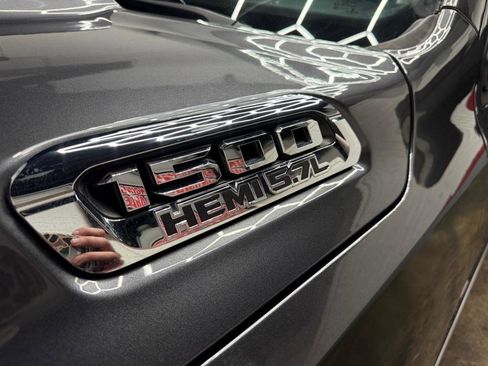 Used 2019 RAM 1500 Big Horn AWD/4WD image 9