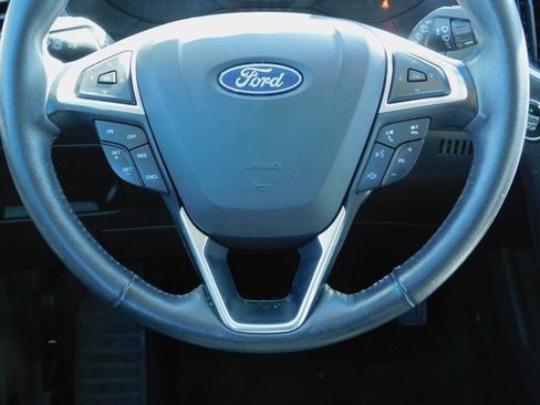 Used 2023 Ford Edge SEL image 15